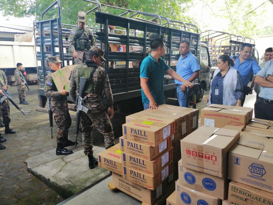 Salud no descansa y continúa distribuyendo medicamentos en San Miguel salud-no-descansa-y-continua-distribuyendo-medicamentos-en-san-miguel